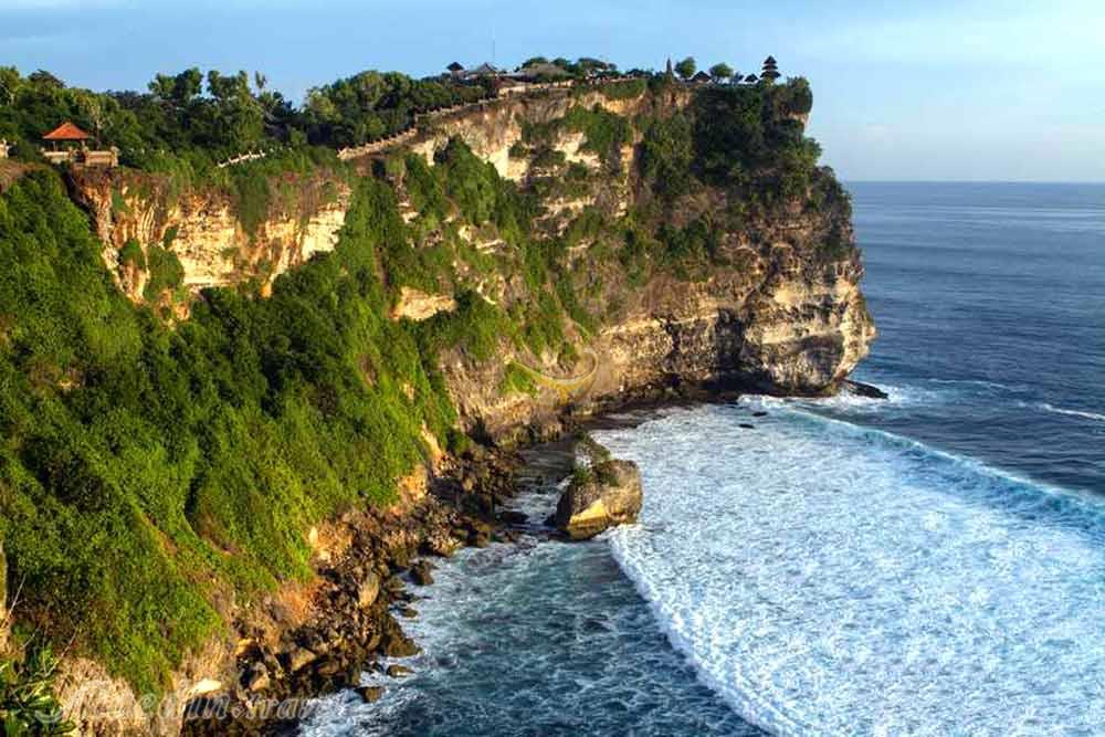 معبد اولوواتو در بالی - اندونزی | علاءالدین تراول