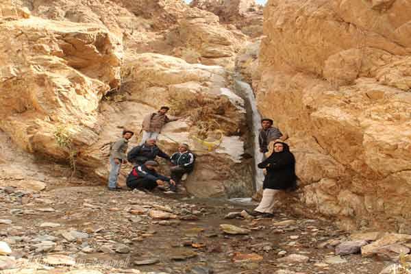 آبشار ده بکری در بم