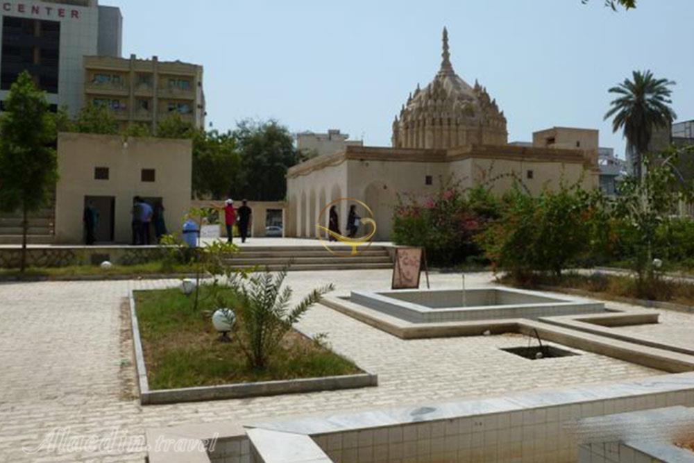 معبد هندوها بندرعباس (پرستشگاه بت گوران) | علاءالدین تراول