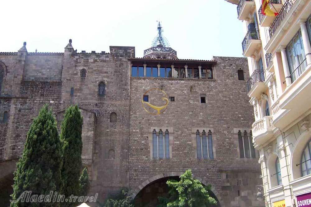 منطقه گوتیک (باری گوتیک)  بارسلونا - اسپانیا | علاءالدین تراول