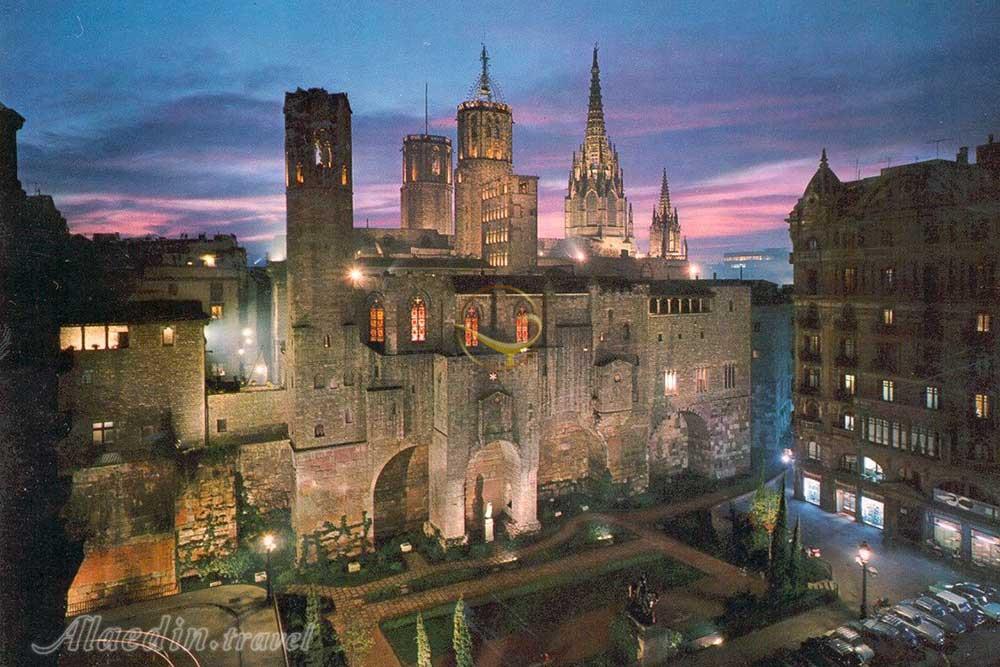 منطقه گوتیک (باری گوتیک)  بارسلونا - اسپانیا | علاءالدین تراول