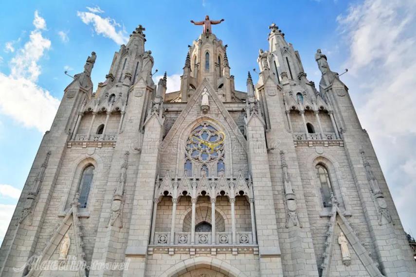 معبد قلب مقدس عیسی در بارسلون - اسپانیا