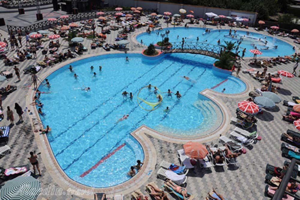 پارک آبی باتومی در گرجستان | علاءالدین تراول