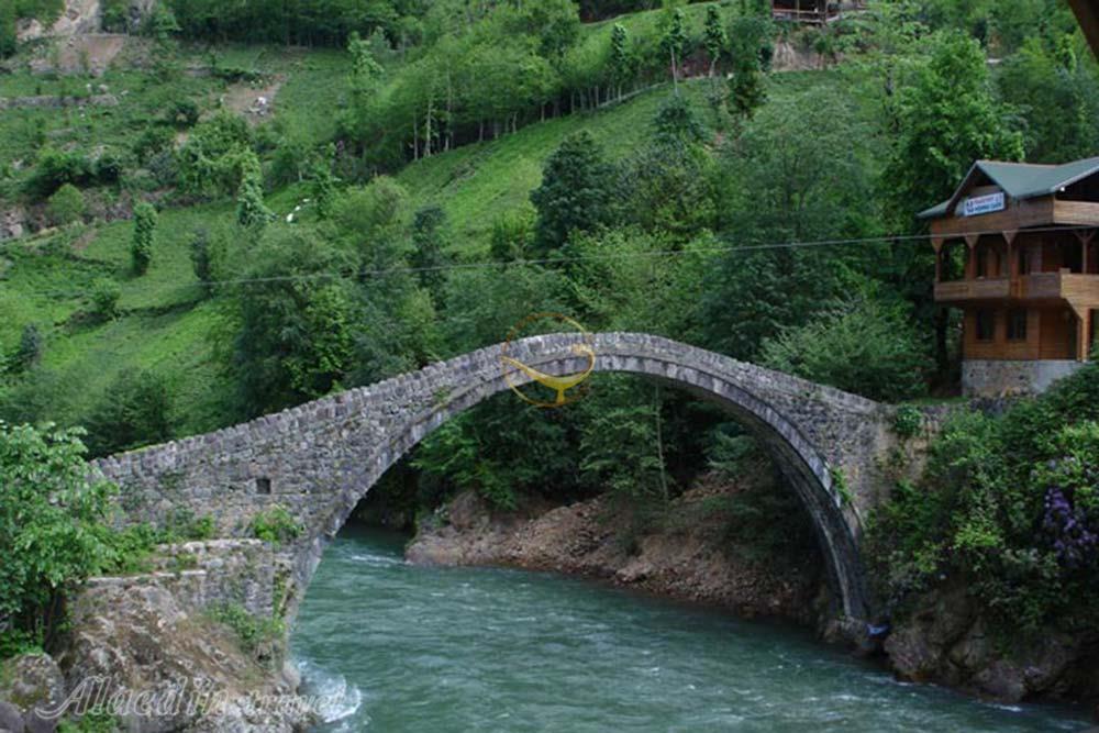 پل ماخونتستی در باتومی - گرجستان | علاءالدین تراول