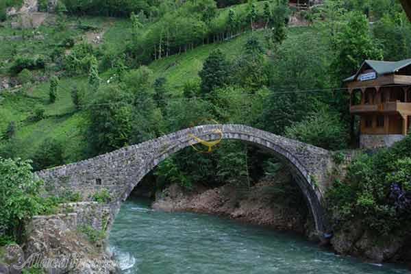 پل ماخونتستی در باتومی - گرجستان