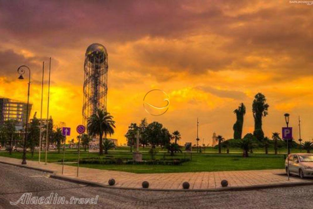 پارک میراکل در باتومی - گرجستان | علاءالدین تراول