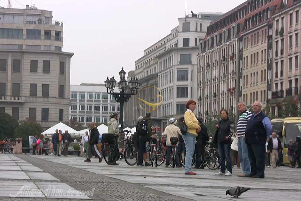 میدان شاندرمن مارکت در برلین | علاءالدین تراول