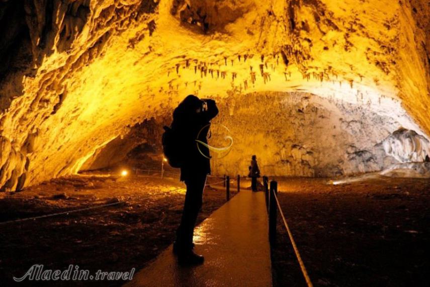 غارهای Vrelo Bosne بیهاچ - بوسنی و هرزگوین