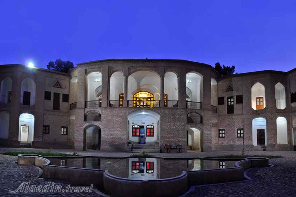 عمارت و باغ اکبریه بیرجند - باغ های ایرانی | علاءالدین تراول