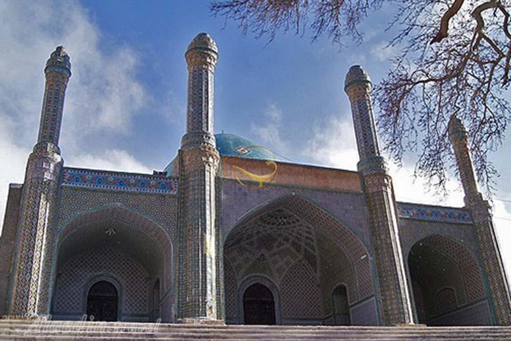 بنای آرامگاهی بش قارداش در بجنورد | علاءالدین تراول