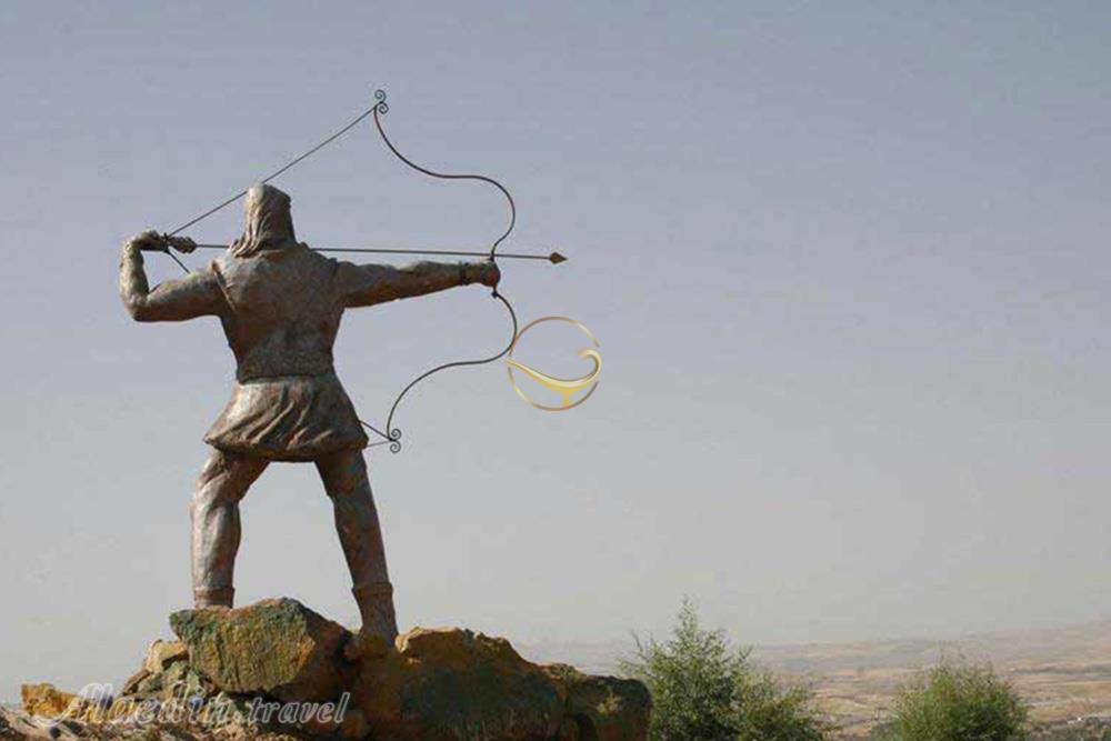 گردشگاه تپه چغا (بام بروجرد) بروجرد | علاءالدین تراول