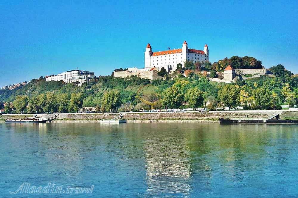 قلعه براتیسلاوا | علاءالدین تراول