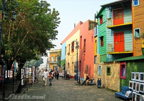 خیابان کامینیتو بوینس آیرس - آرژانتین