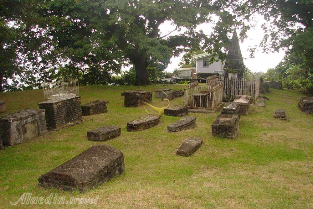 منطقه‌ی تاریخی لاتیوسی بتری در کاستریس - سنت لوسیا | علاءالدین تراول