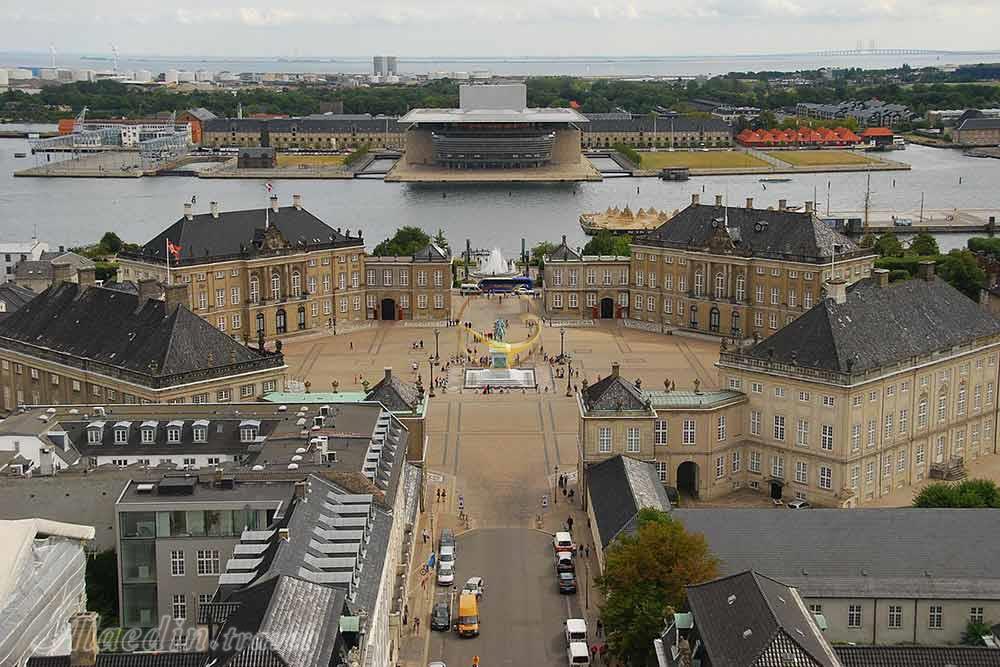 کاخ املین بورگ کپنهاگ | علاءالدین تراول