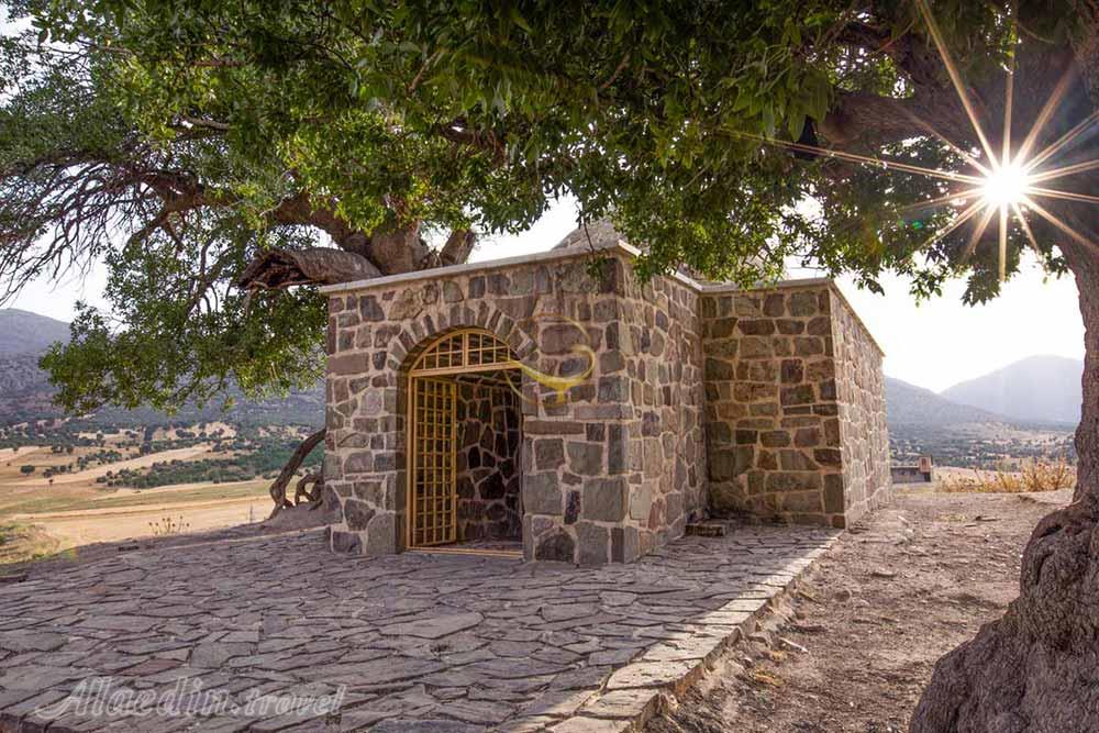 مقبره حسن گاویار دلفان | علاءالدین تراول