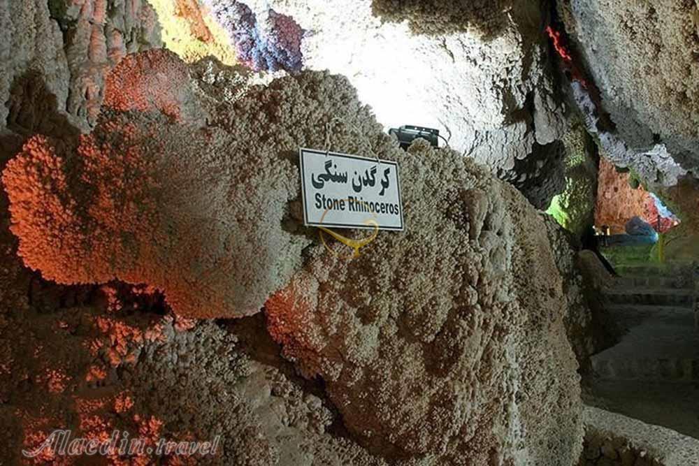 غار چال‌ نخجیر در دلیجان | علاءالدین تراول