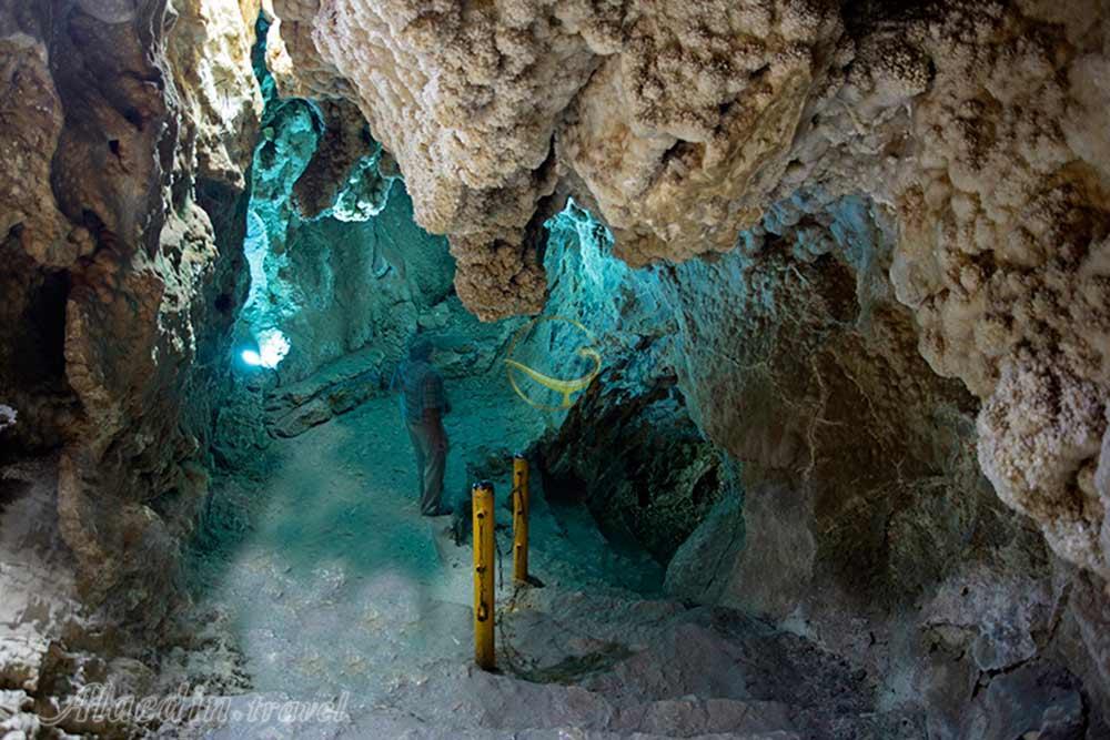 غار چال‌ نخجیر در دلیجان | علاءالدین تراول