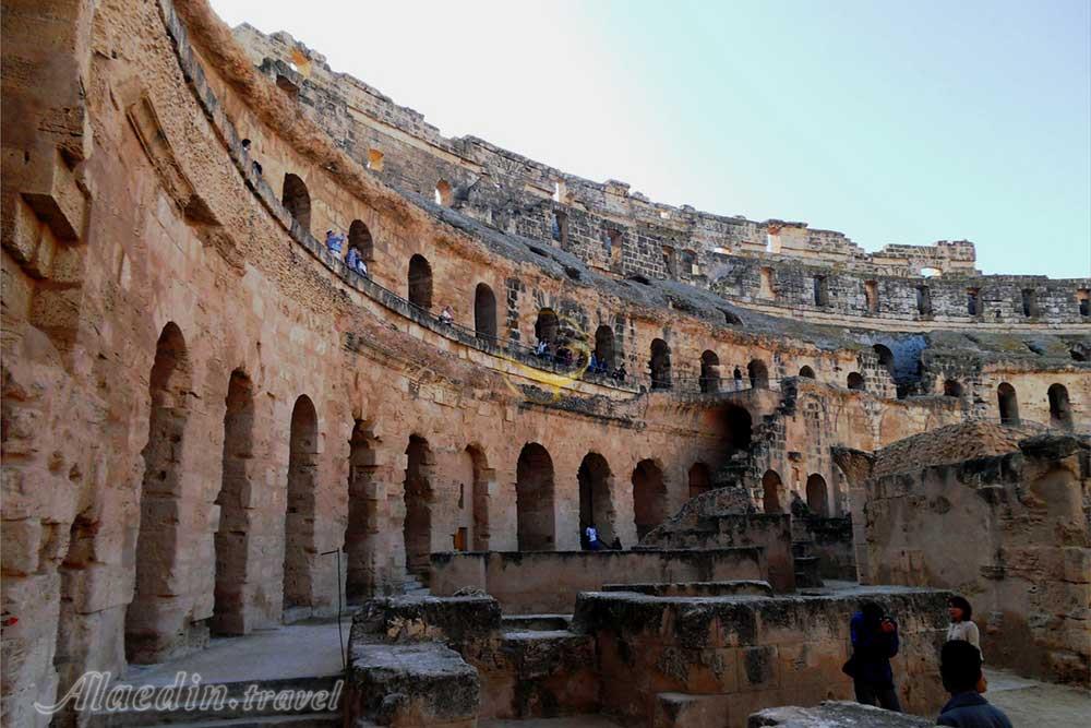 آمفی تئاتر الجم | علاءالدین تراول