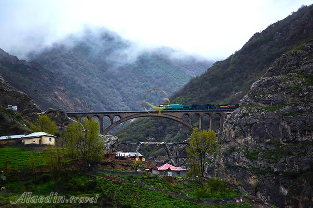 گردنه گدوک فیروزکوه | علاءالدین تراول