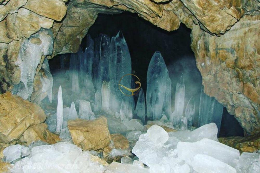 غار یخ‌ مراد گچسر | علاءالدین تراول