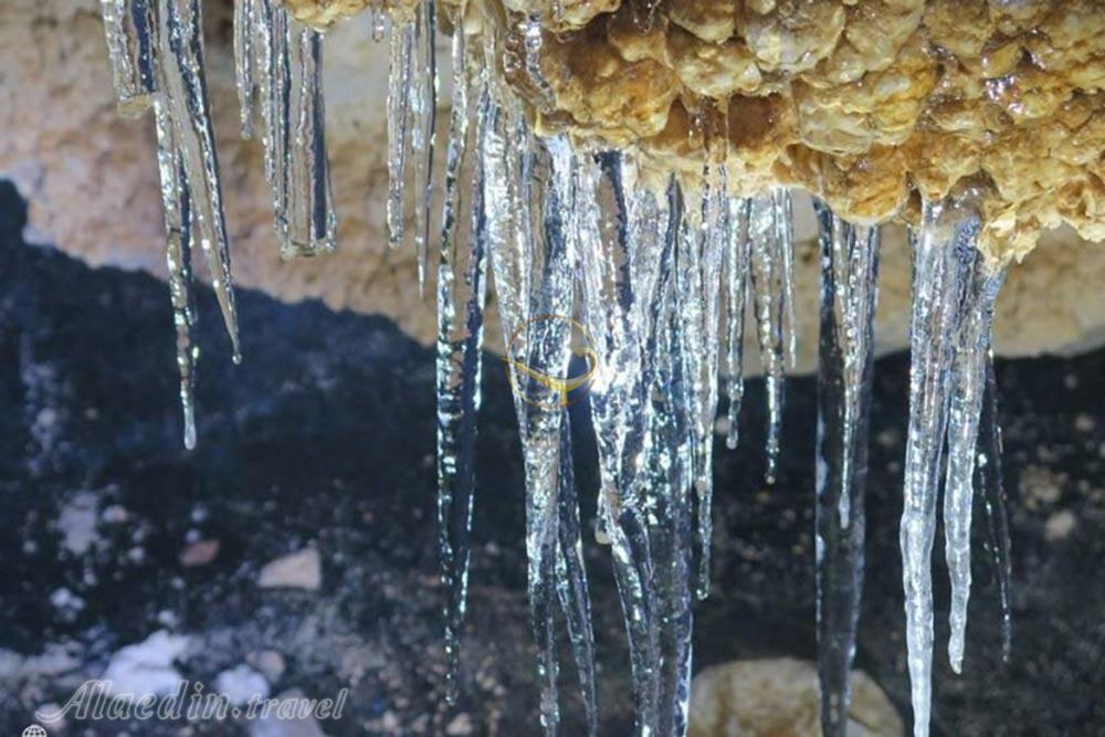 غار یخ‌ مراد گچسر | علاءالدین تراول