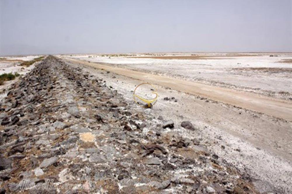 جاده سنگفرش ابریشم گرمسار | علاءالدین تراول