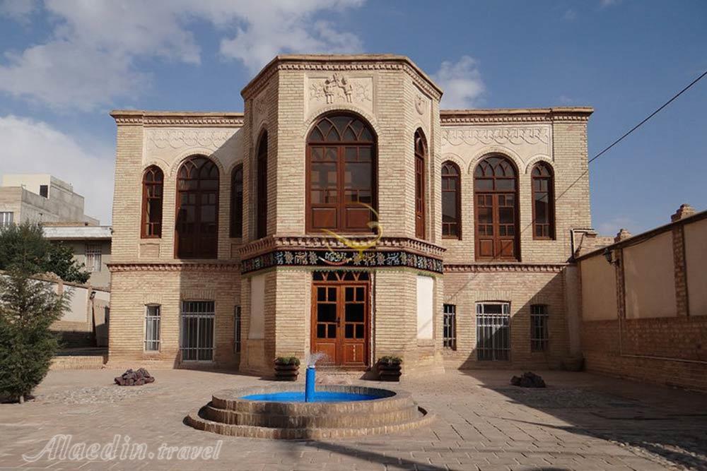 موزه اقوام (خانه عامری ها) گرمسار | علاءالدین تراول