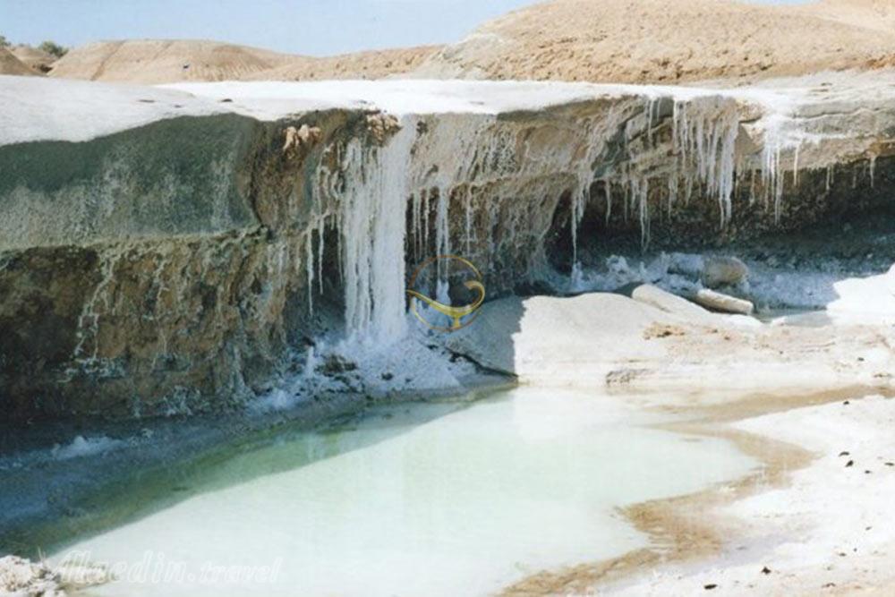 آبشار نمکی گرمسار | علاءالدین تراول