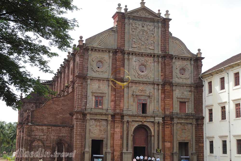 کلیسای بوم ژیزوس در گوا - هند | علاءالدین تراول