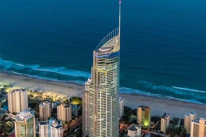 اسکای پوینت گلد کوست | علاالدین تراول