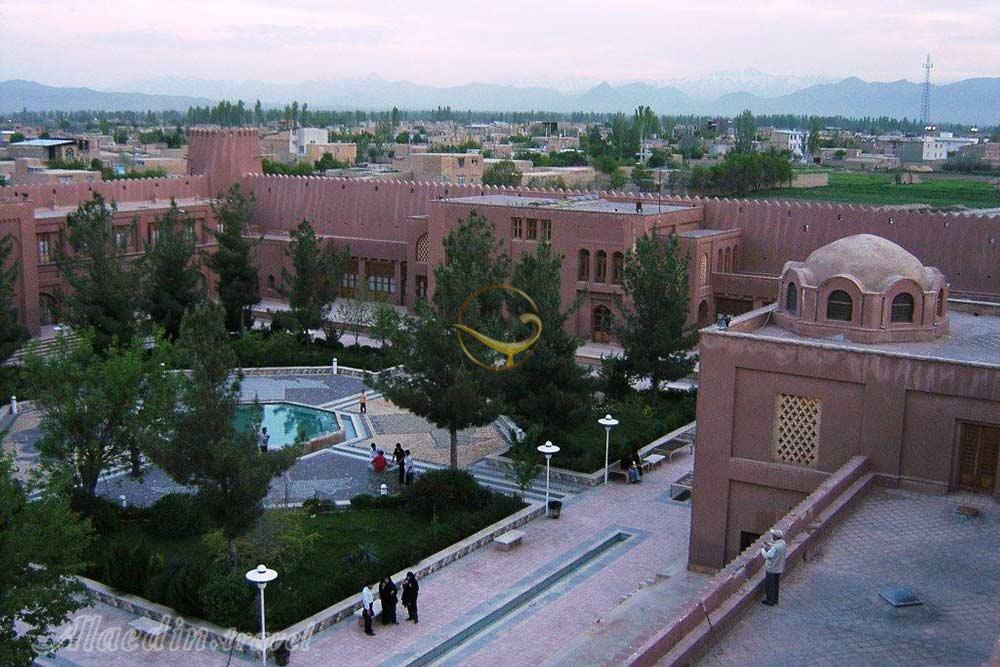 ارگ گوگد گلپایگان | علاءالدین تراول