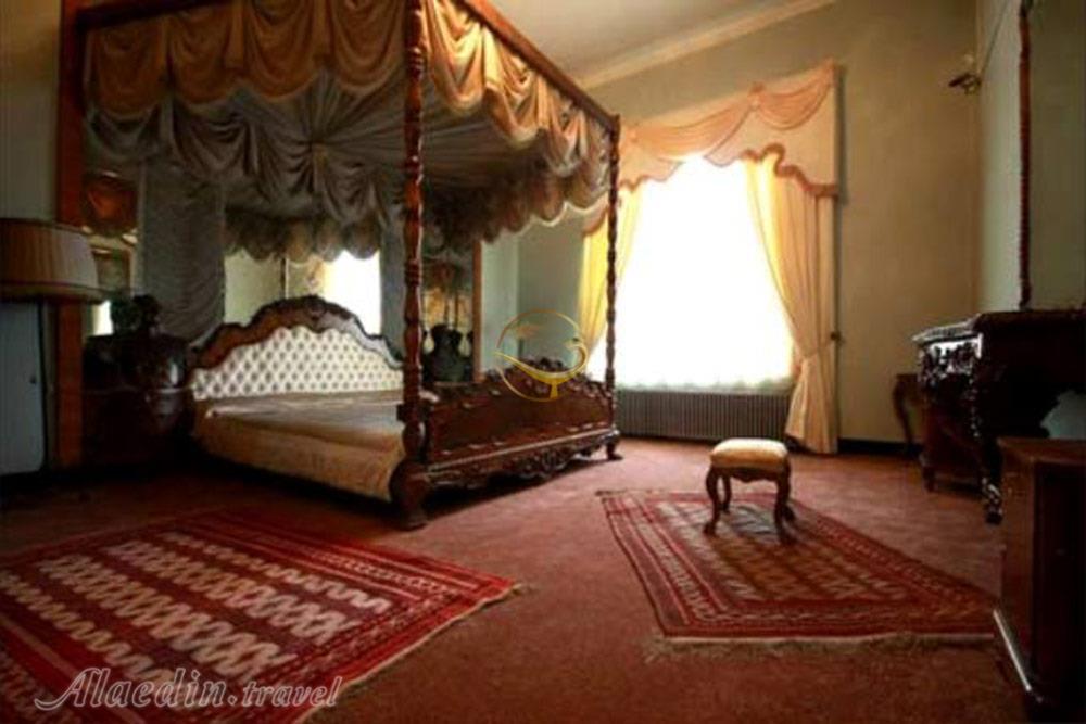 کاخ موزه گرگان | علاءالدین تراول