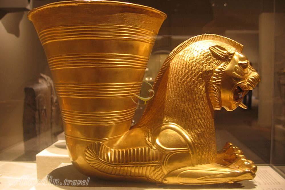 اشیا کشف شده از تپه هگمتانه همدان | علاءالدین تراول