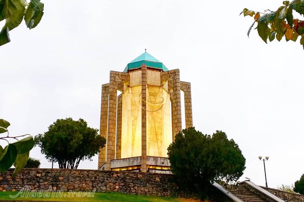 آرامگاه باباطاهر عریان همدان | علاءالدین تراول