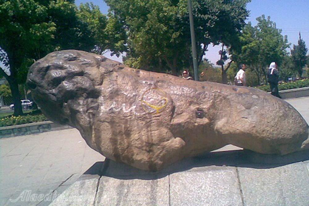 شیر سنگی همدان | علاءالدین تراول