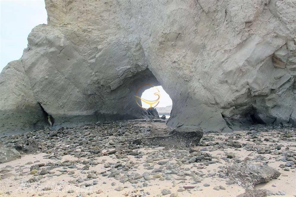 غارهای دریایی در جزیره هرمز	| علاءالدین تراول