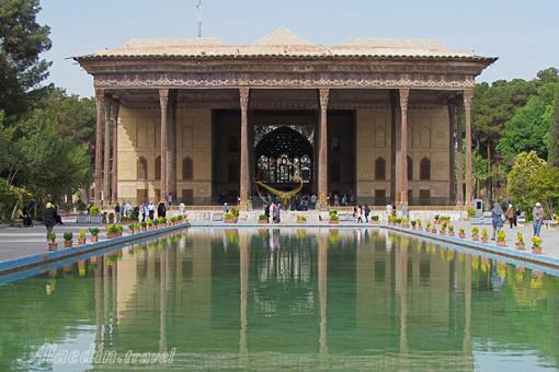 کاخ چهل ستون اصفهان - باغ های ایرانی