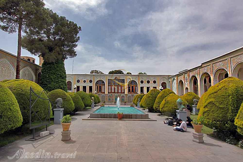 موزه هنرهای معاصر اصفهان | علاءالدین تراول