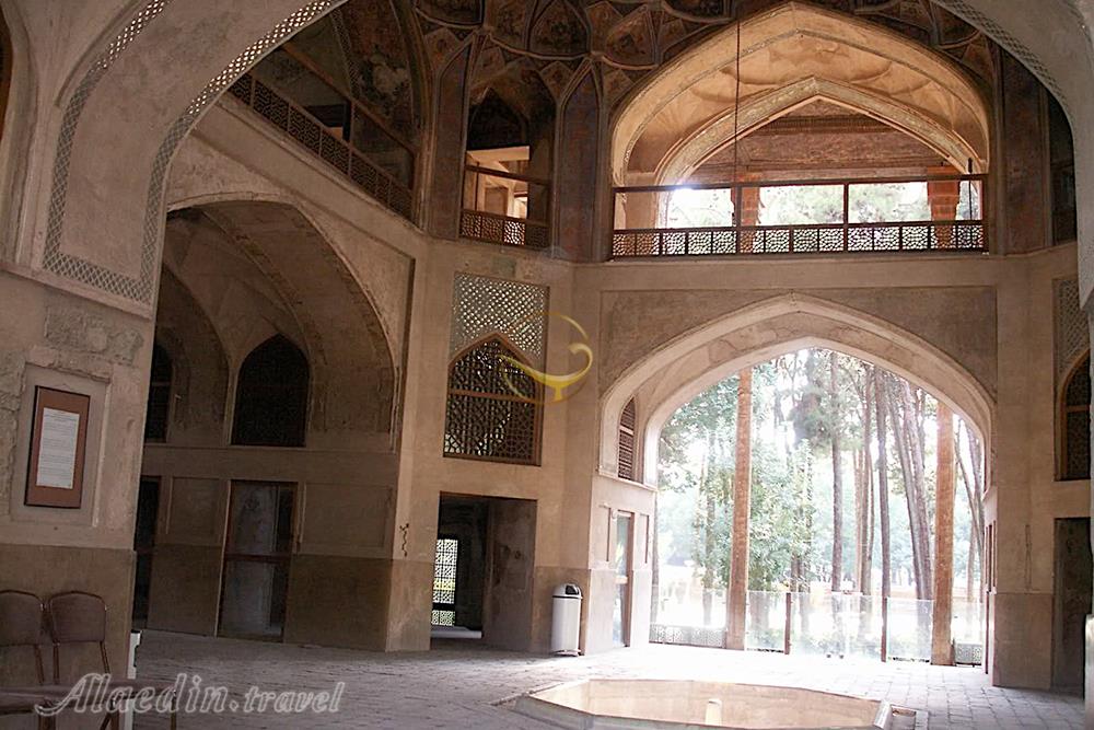 کاخ هشت بهشت اصفهان | علاءالدین تراول