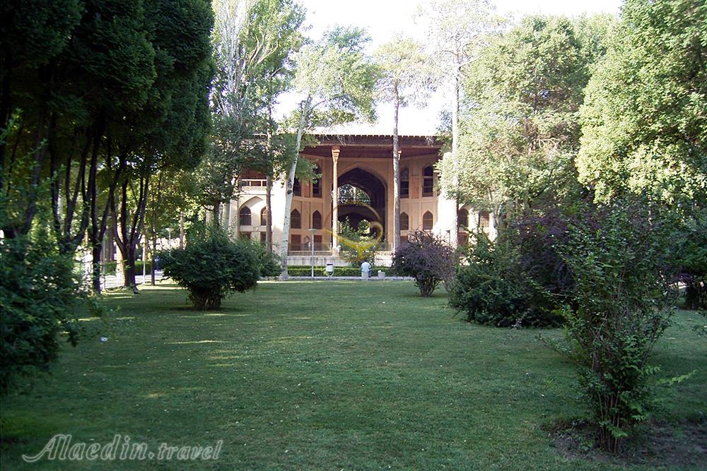 کاخ هشت بهشت اصفهان | علاءالدین تراول