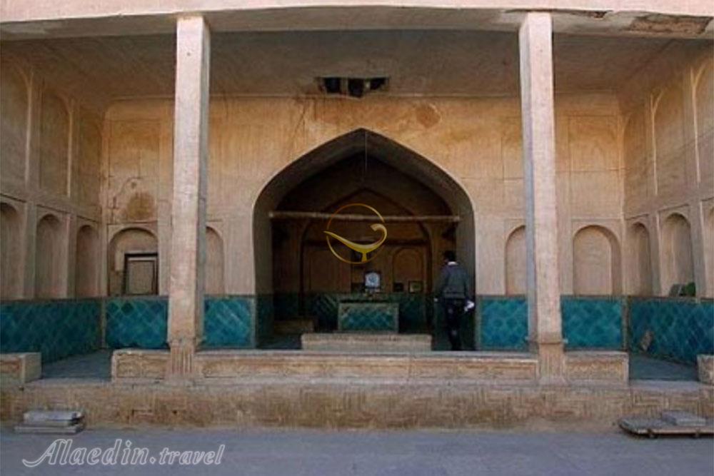 آرامگاه خواجه نظام الملک اصفهان | علاءالدین تراول