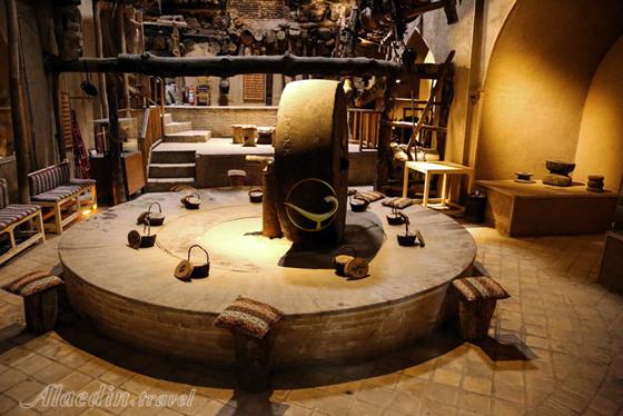 موزه عصارخانه شاهی اصفهان