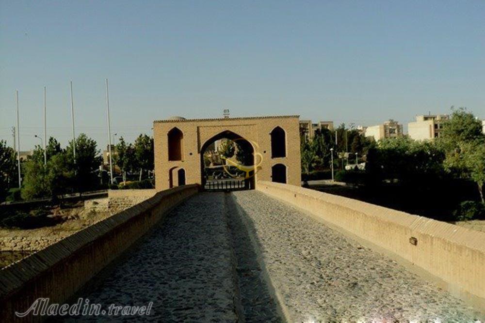 پل شهرستان (پل جی) در اصفهان | علاءالدین تراول