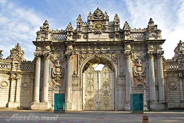 کاخ دلما باغچه استانبول - ترکیه