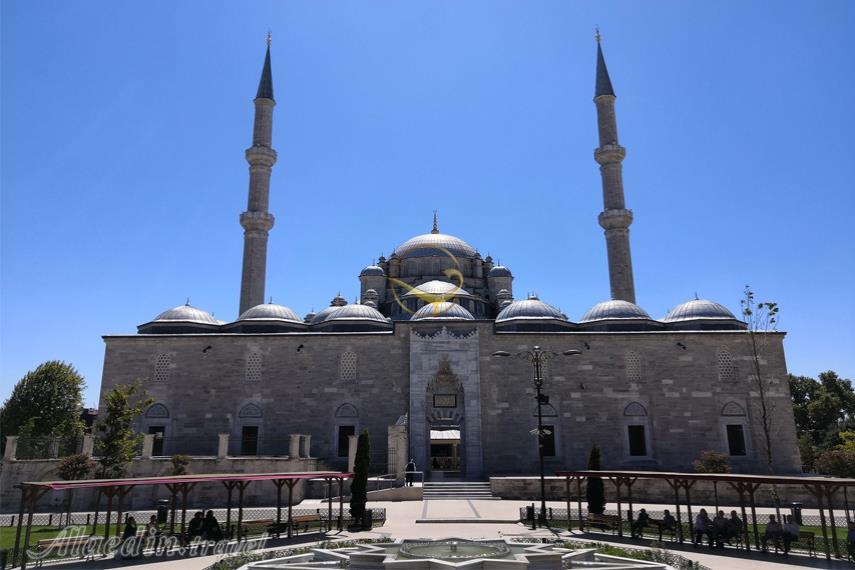 مسجد فاتح استانبول | علاالدین تراول