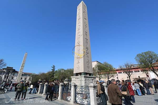 میدان هیپودروم یا میدان اسب‌دوانی استانبول - ترکیه