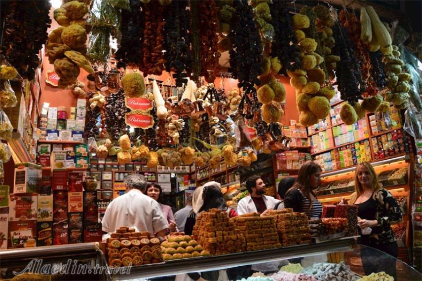 بازار ادویه (مصری‌ها) استانبول | علاالدین تراول