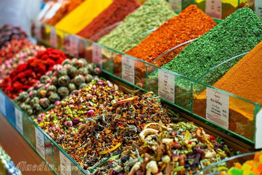 بازار ادویه (مصری‌ها) استانبول | علاالدین تراول