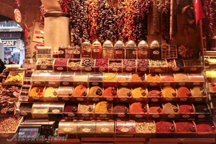 بازار ادویه (مصری‌ها) استانبول | علاالدین تراول